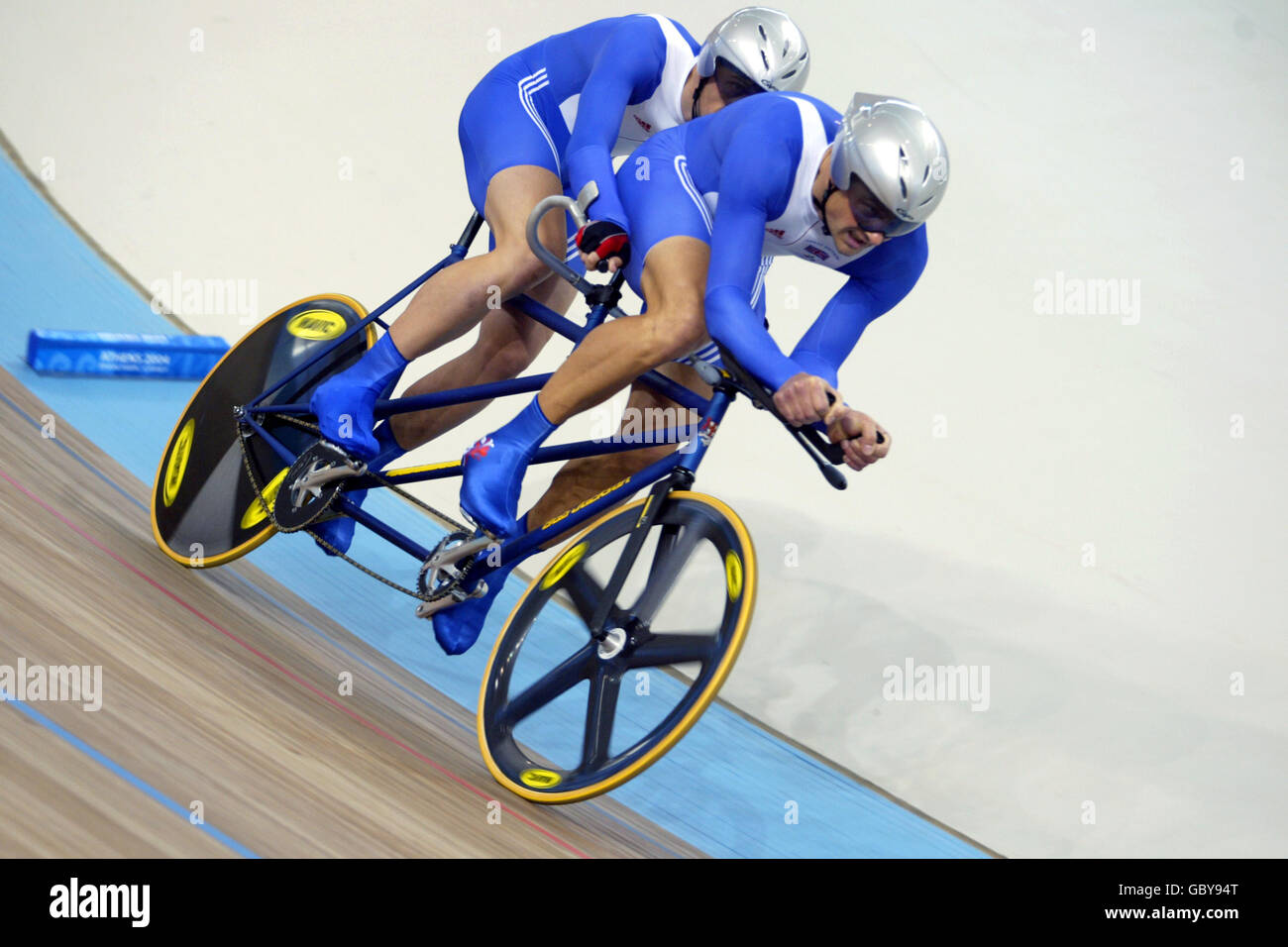 tandem track cycling