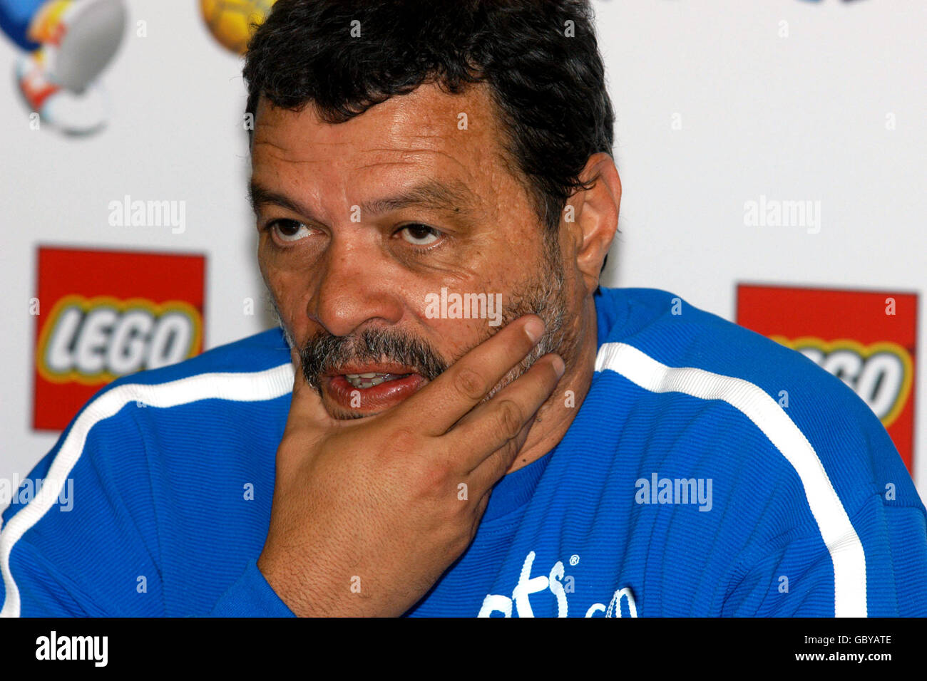 Football socrates socrates High Resolution Stock Photography and Images ...