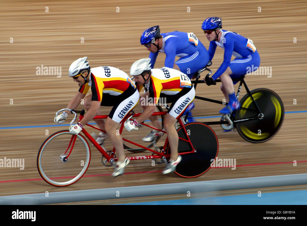 Tandem Sprint High Resolution Stock Photography And Images Alamy