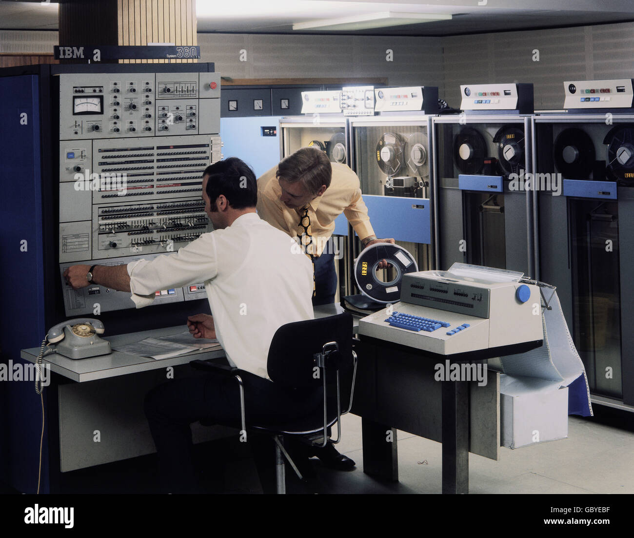 office, computer, electronic data processing at IBM, Hamburg, Germany, 1969, AdditionalRights