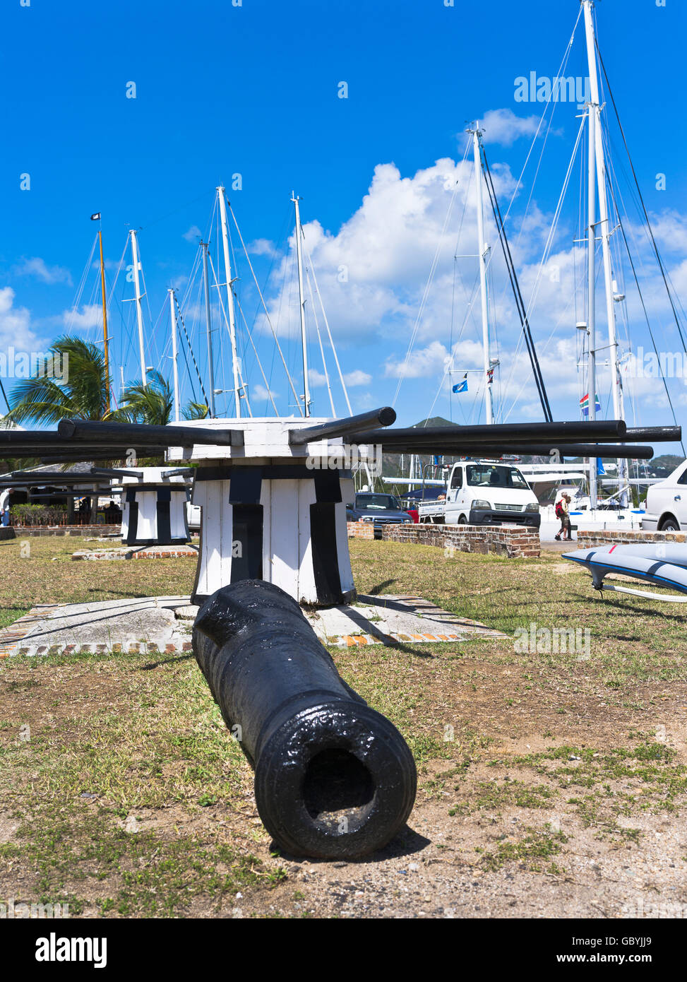 dh Nelsons Dockyard ANTIGUA CARIBBEAN Capstan and yachts English Harbour historical West Indies naval docks Stock Photo