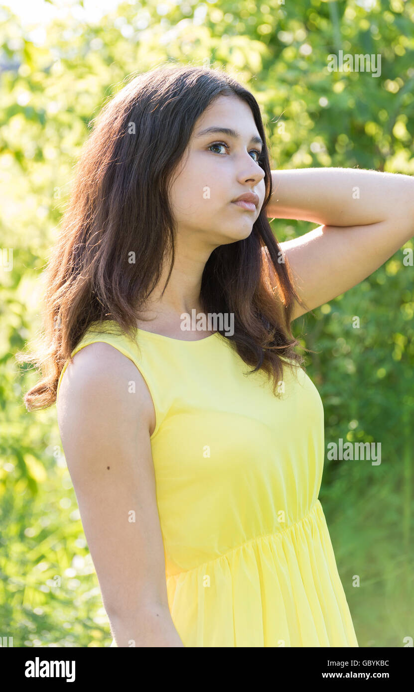 Pretty 14 year old girl hi-res stock photography and images - Alamy