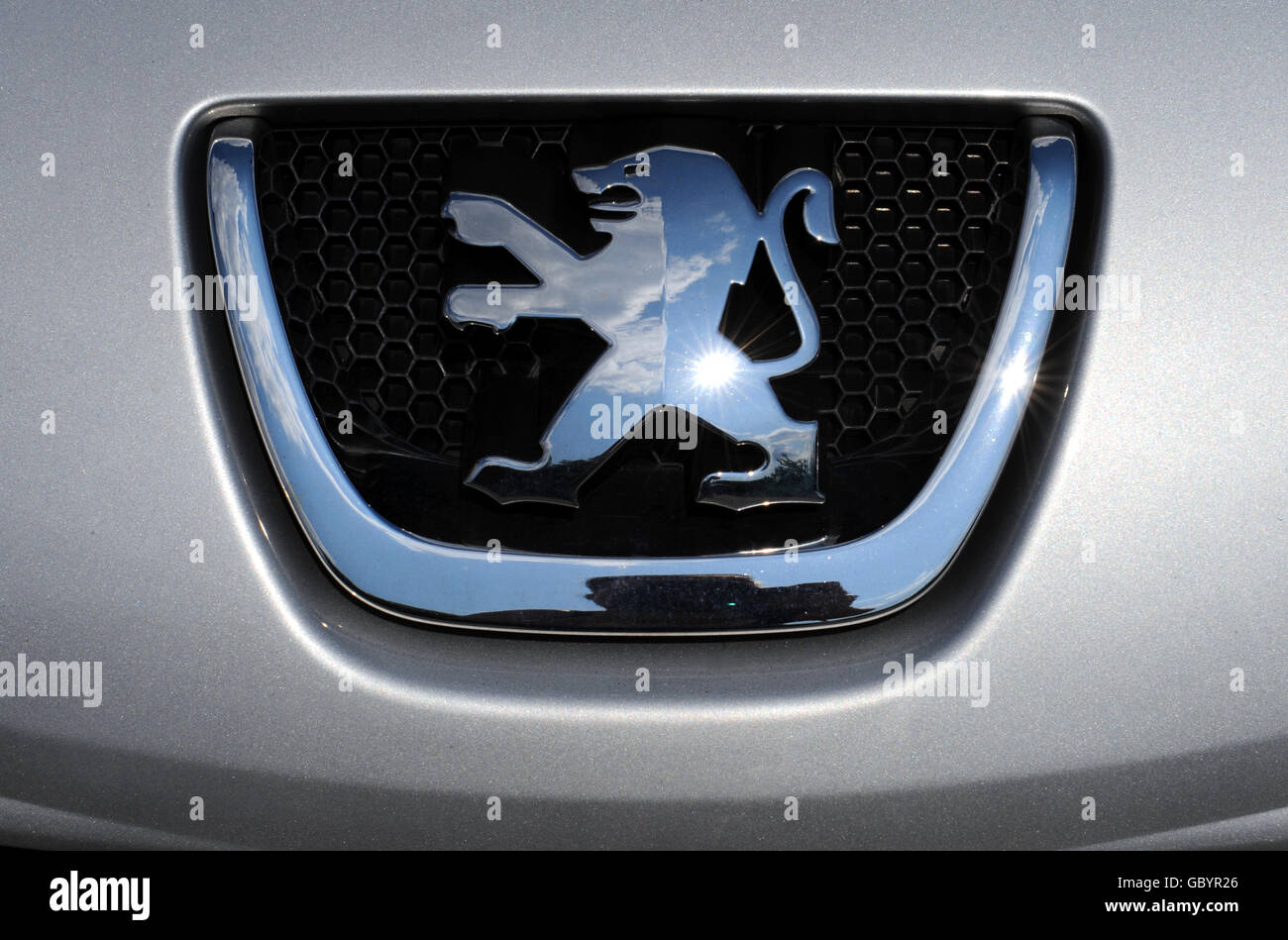 File:Peugeot 307 CC Facelift rear.jpg - Wikimedia Commons