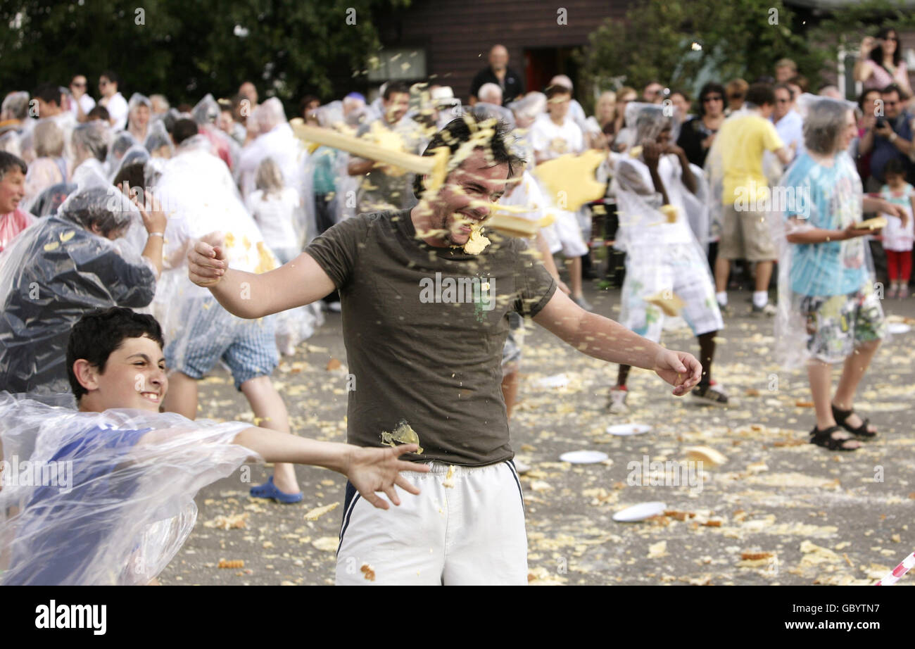 Custard pie fight hires stock photography and images Alamy