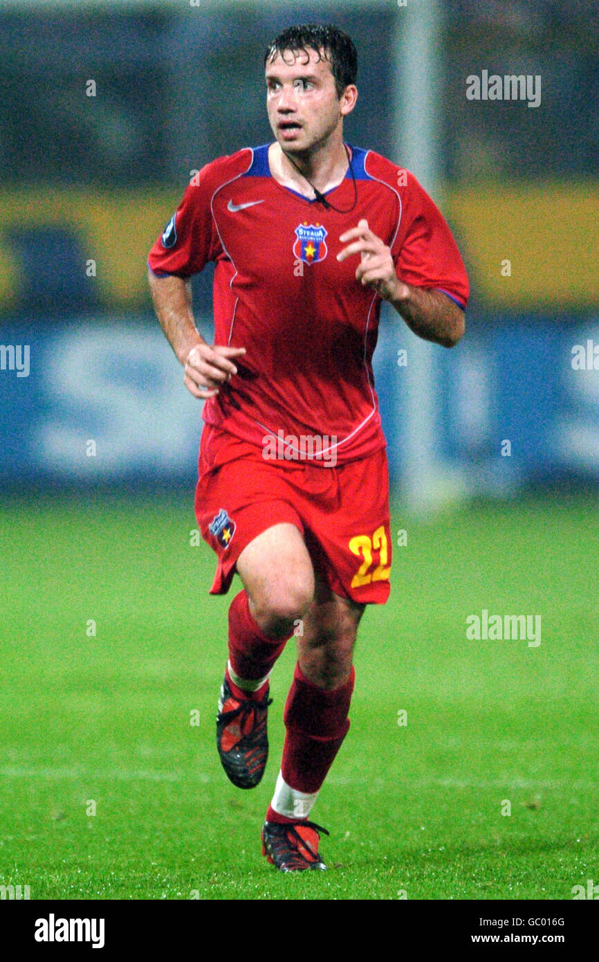 Soccer - UEFA Cup - Group B - Parma v Steaua Bucuresti Stock Photo - Alamy