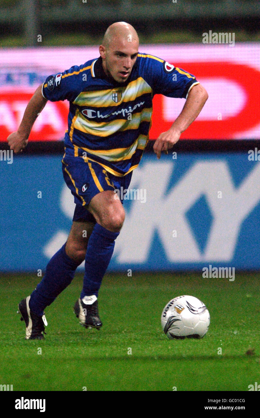 Soccer - UEFA Cup - Group B - Parma v Steaua Bucuresti Stock Photo - Alamy