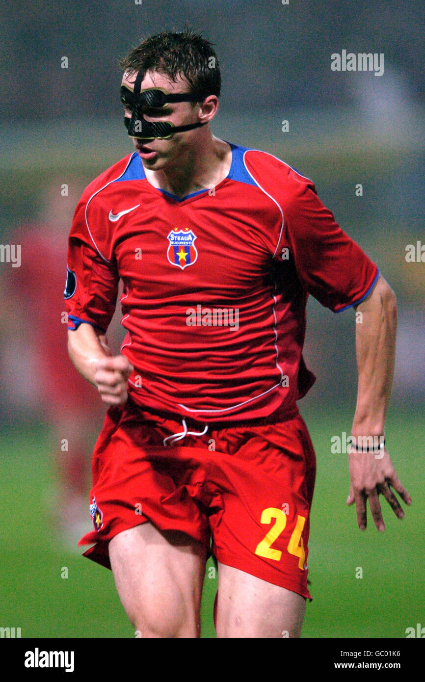 Soccer - UEFA Cup - Group B - Parma v Steaua Bucuresti Stock Photo - Alamy