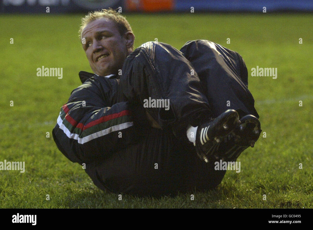 Rugby subsitute sub suit stretch hi-res stock photography and images ...