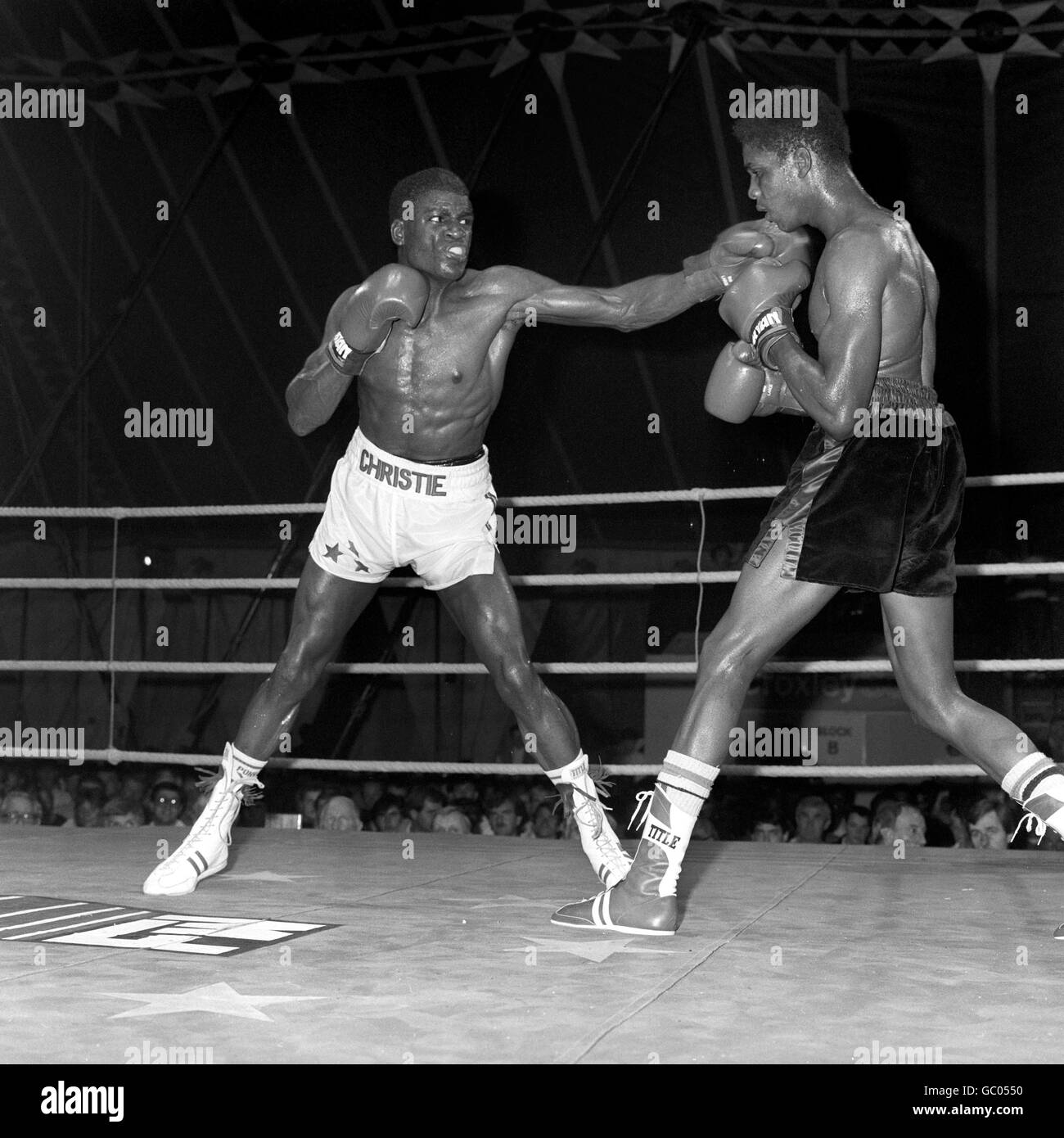 Boxing - Middleweight - Errol Christie v Adam George - Pavilion, Hemel Hempstead Stock Photo