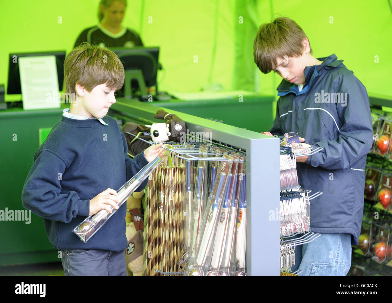 The cricket shop hires stock photography and images Alamy