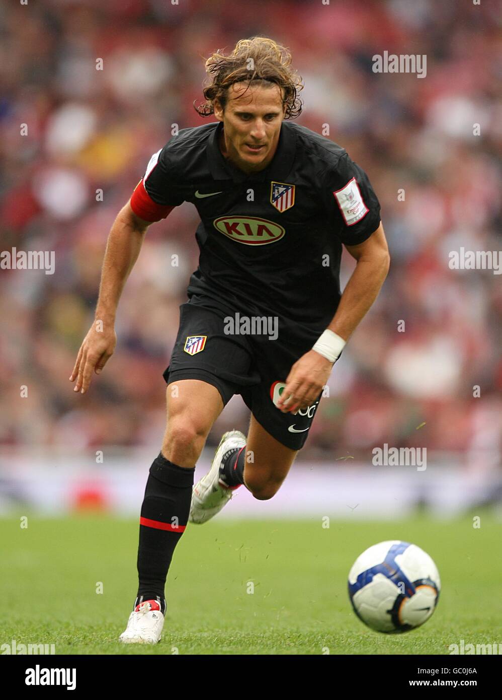 Diego forlan hi-res stock photography and images - Alamy