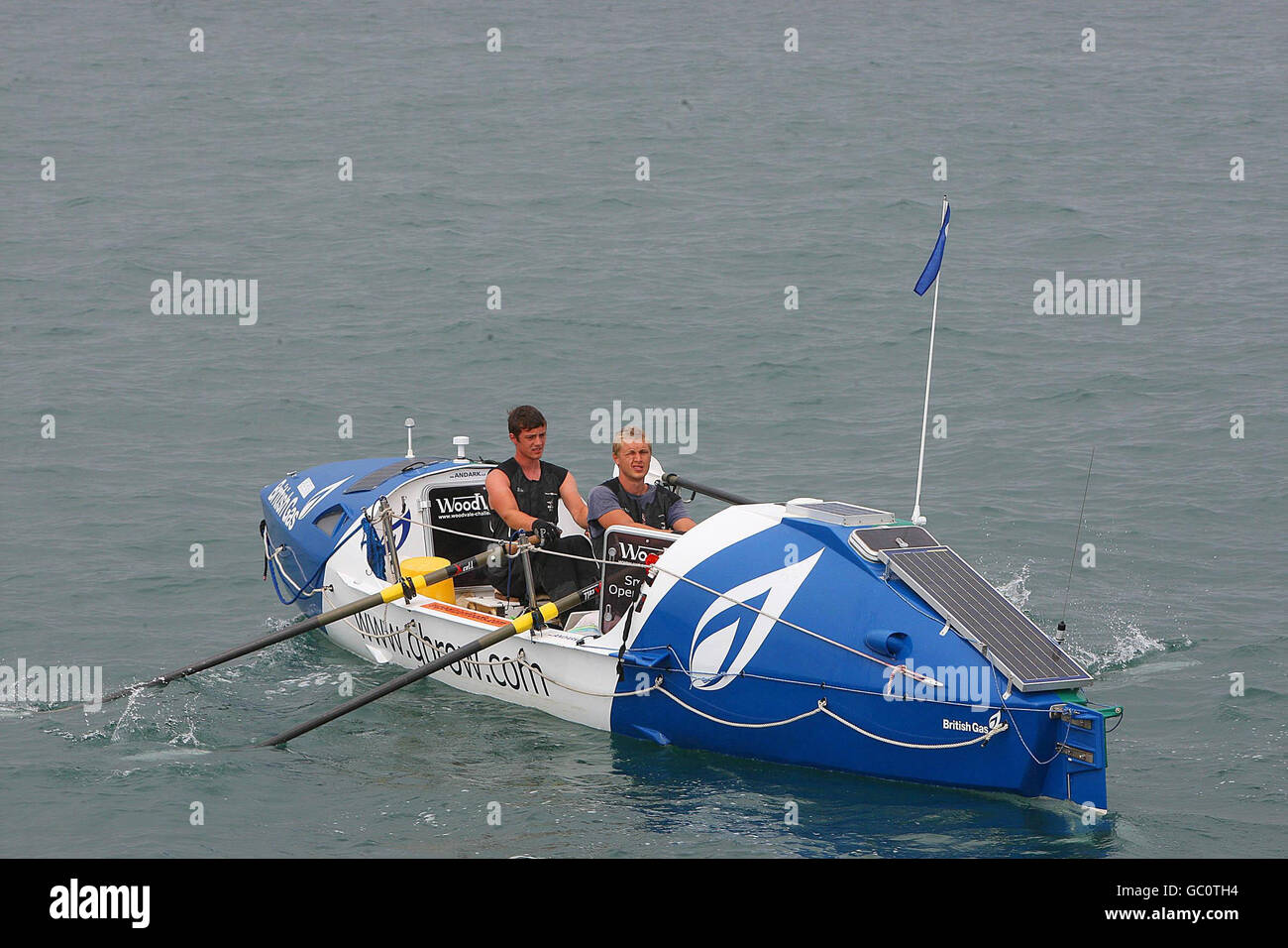 Rowers Rob Pickering (right) and Nick Bevan approach Wicklow Harbour on