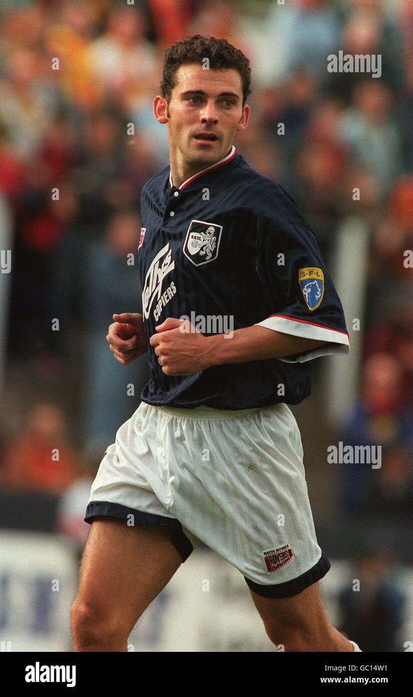 23 sep 95 scottish soccer colin cameron hires stock photography and