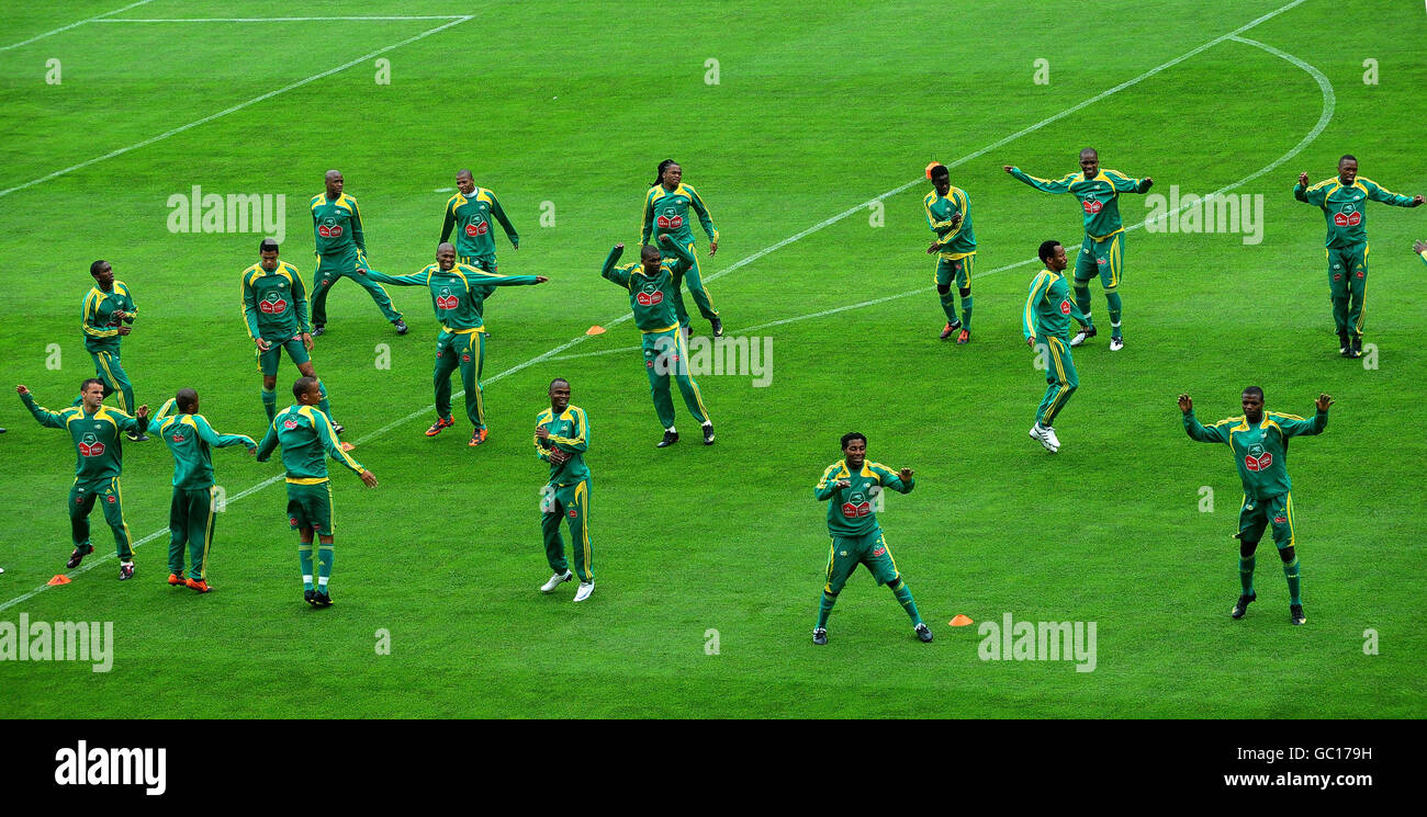 Soccer - International Match - Republic of Ireland v South Africa - South Africa Training Session - Thomond Park. South African players during the training session at Thomond Park, Limerick. Stock Photo