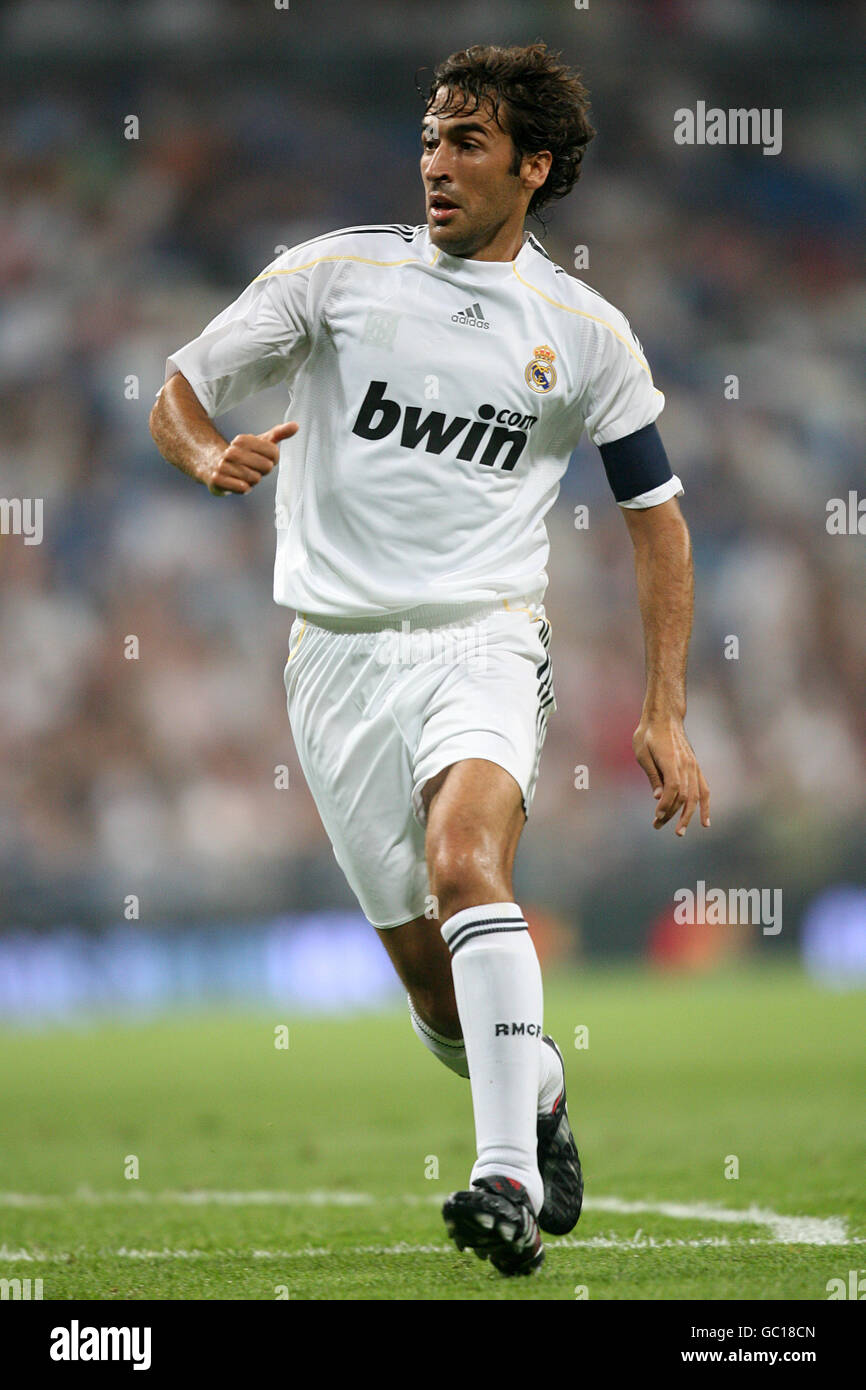 Soccer - Peace Cup 2009 - Real Madrid v Al Ittihad - Santiago Bernabeu. Raul Gonzalez Blanco, Real Madrid Stock Photo