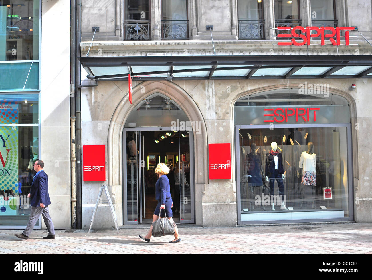 Esprit store switzerland hi-res stock photography and images - Alamy