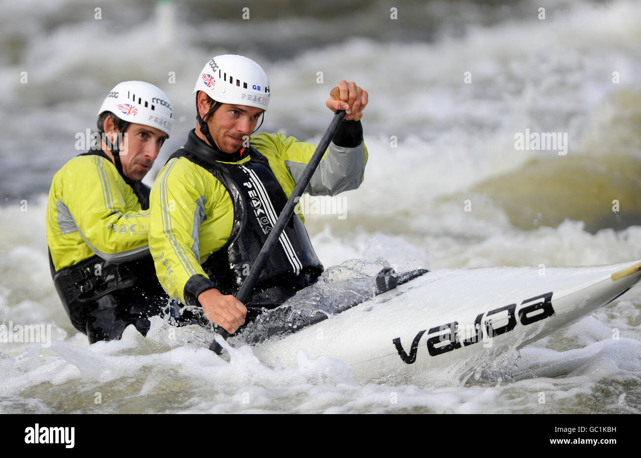 Canoeing - Great Britain Canoe Slalom Team Press Conference - John Dudderidge House - Nottingham. Great Britain's C2 partners Timothy Baillie and Etienne Stott (left) during their morning practice session at Holme Pierrepont, Nottingham. Stock Photo