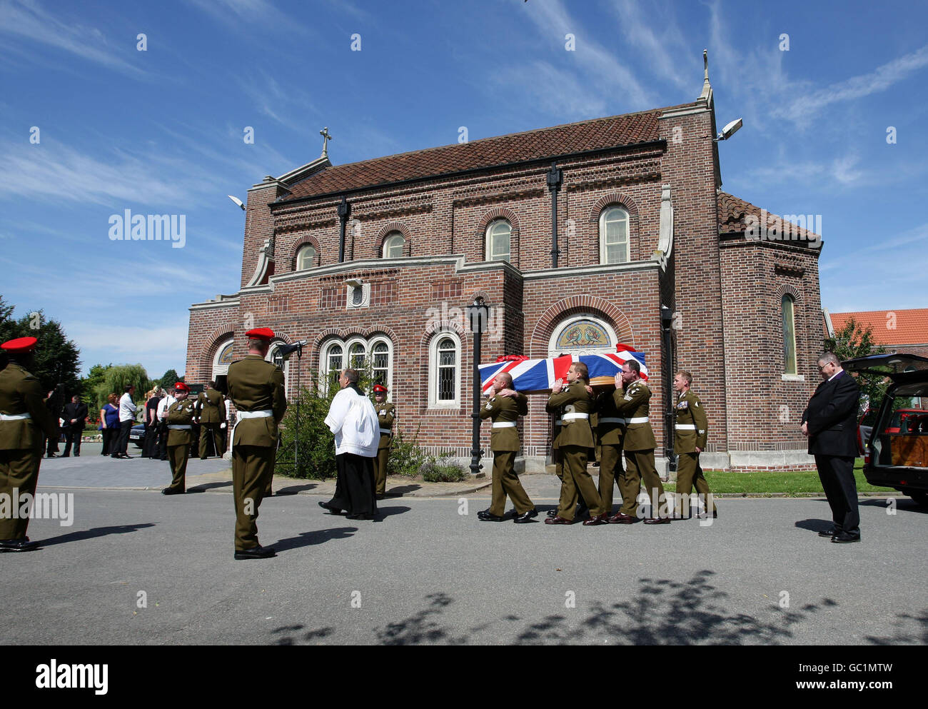 Trooper Phillip Lawrence funeral Stock Photo Alamy