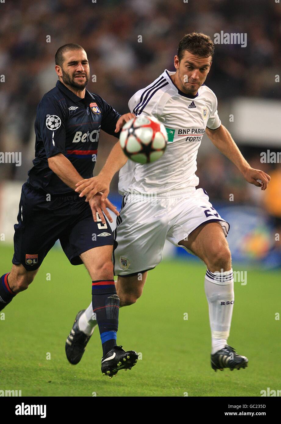 Soccer - UEFA Champions League - Play Offs - Second Leg - RSC Anderlecht v  Olympique Lyonnais - Constant Vanden Stock Stadium. Tom De Sutter, RSC  Anderlecht Stock Photo - Alamy