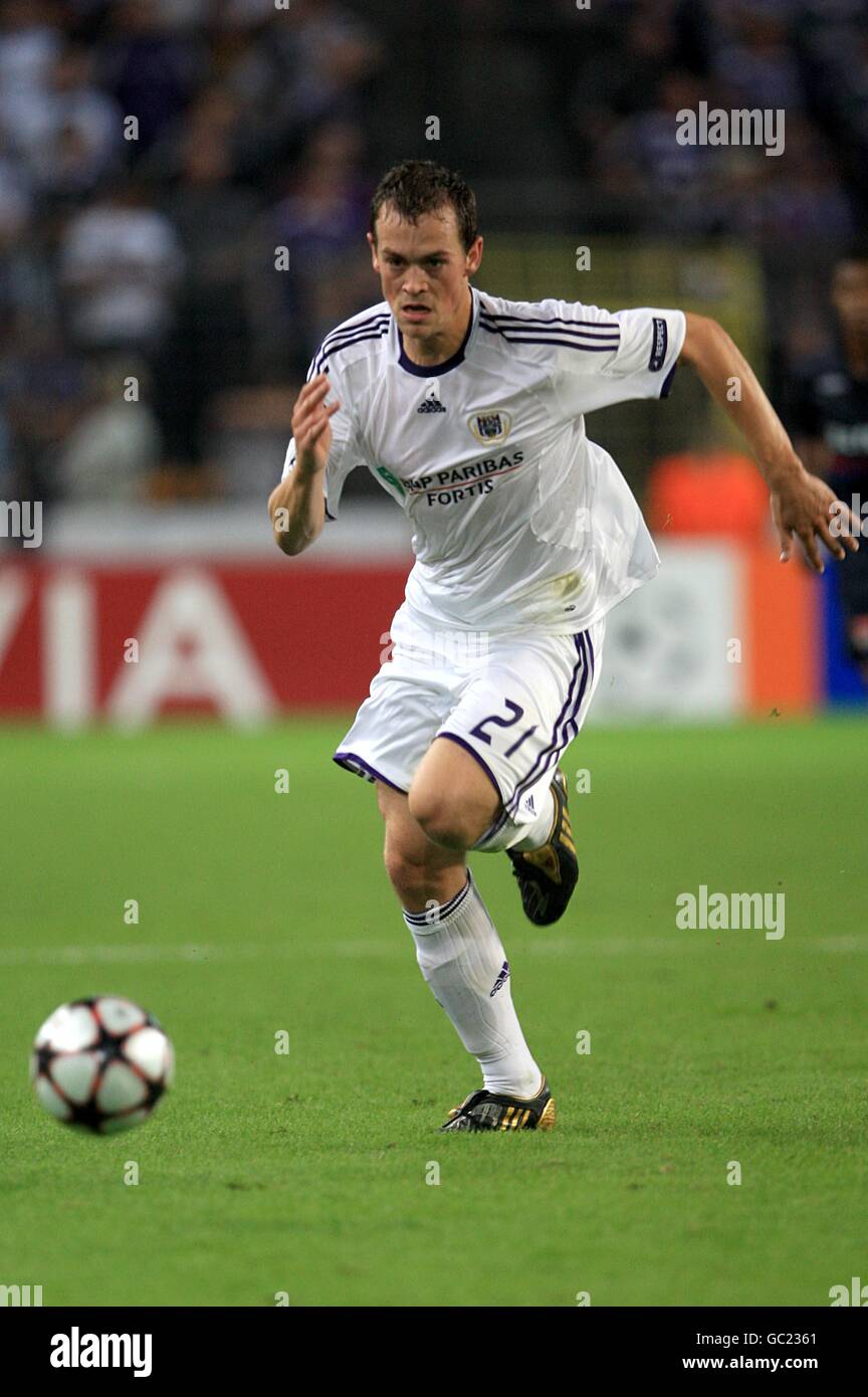 Soccer - UEFA Champions League - Play Offs - Second Leg - RSC Anderlecht v  Olympique Lyonnais - Constant Vanden Stock Stadium. Tom De Sutter, RSC  Anderlecht Stock Photo - Alamy