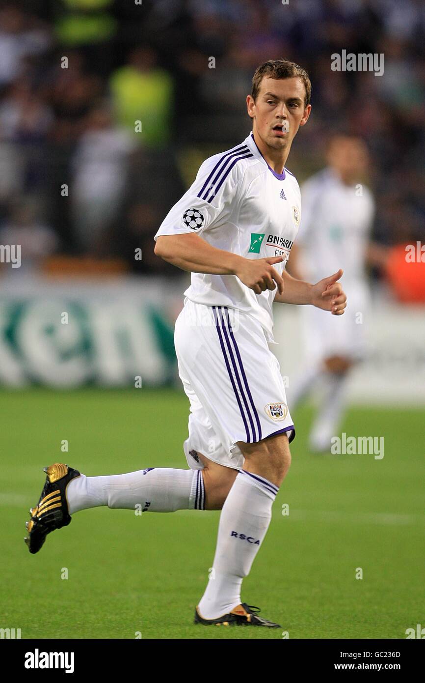 Soccer - UEFA Champions League - Play Offs - Second Leg - RSC Anderlecht v  Olympique Lyonnais - Constant Vanden Stock Stadium. Tom De Sutter, RSC  Anderlecht Stock Photo - Alamy