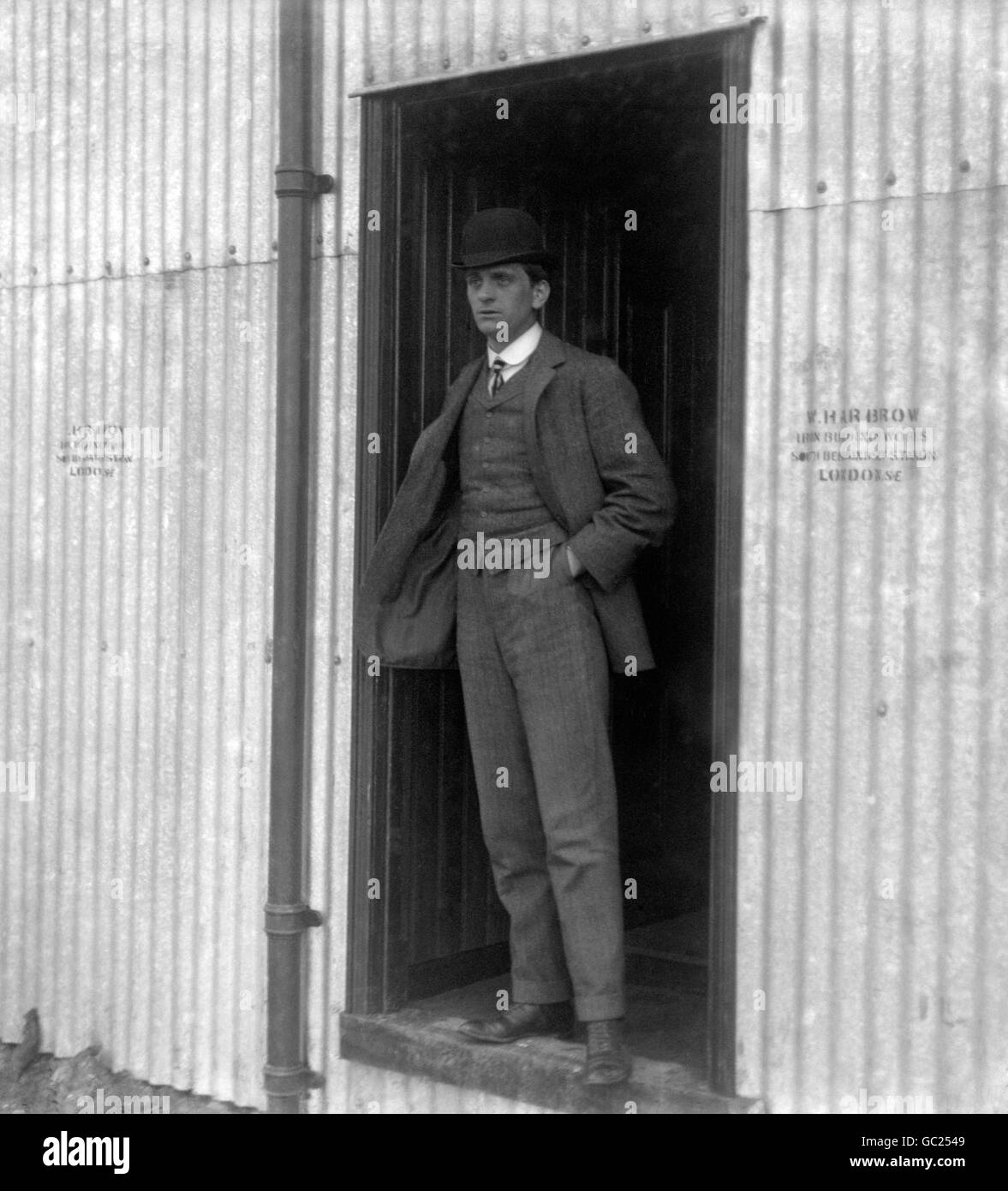 Pioneer British aviator Oswald Short at the Aero Club grounds at Shellbeach Aerodrome on the Isle of Sheppey. Stock Photo