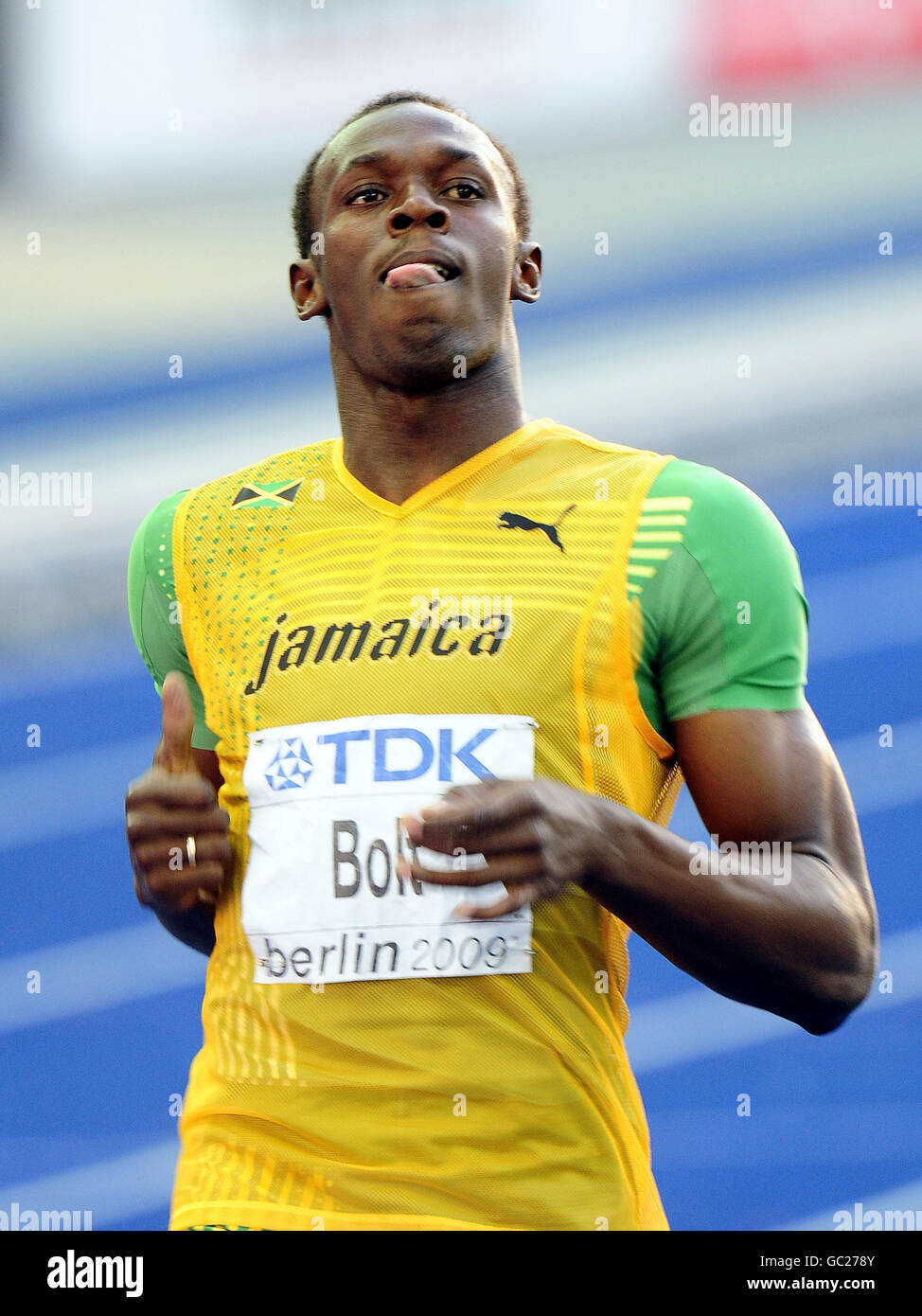 Athletics - IAAF World Athletics Championships - Day Five - Berlin 2009 - Olympiastadion. Jamaica's Usain Bolt wins his semi final of the Men's 200m during the IAAF World Championships at the Olympiastadion, Berlin. Stock Photo