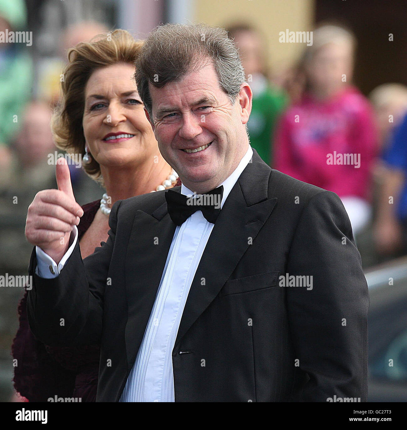 Irish businessman J. P. McManus attends the wedding of Andrea Corr and  Brett Desmond, son of Dermot Desmond taking place in St.Joseph's Church in  Miltown Malbay Co Clare Stock Photo - Alamy, image size:1300x1374