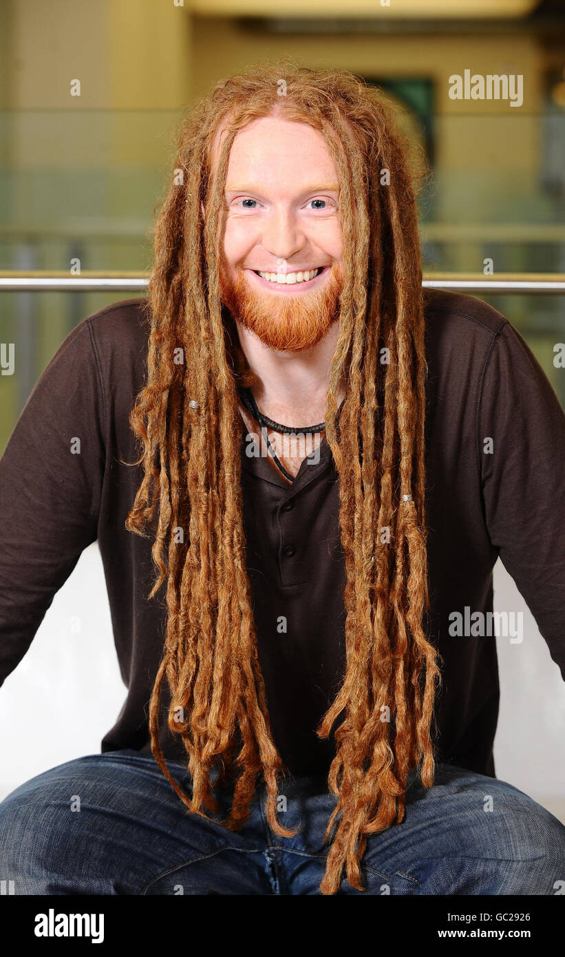 Newton Faulkner Stock Photo Alamy