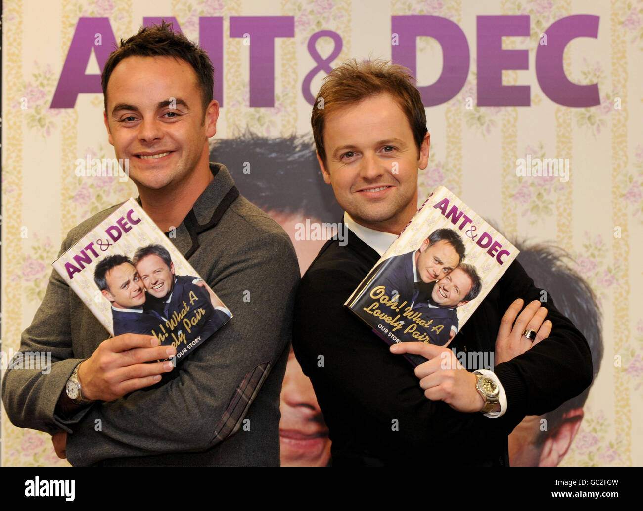 Ant and Dec autobiography launch. Ant and Dec at the launch of their autobiography 'Ooh What A Lovely Pair' at Waterstones in Newcastle. Stock Photo