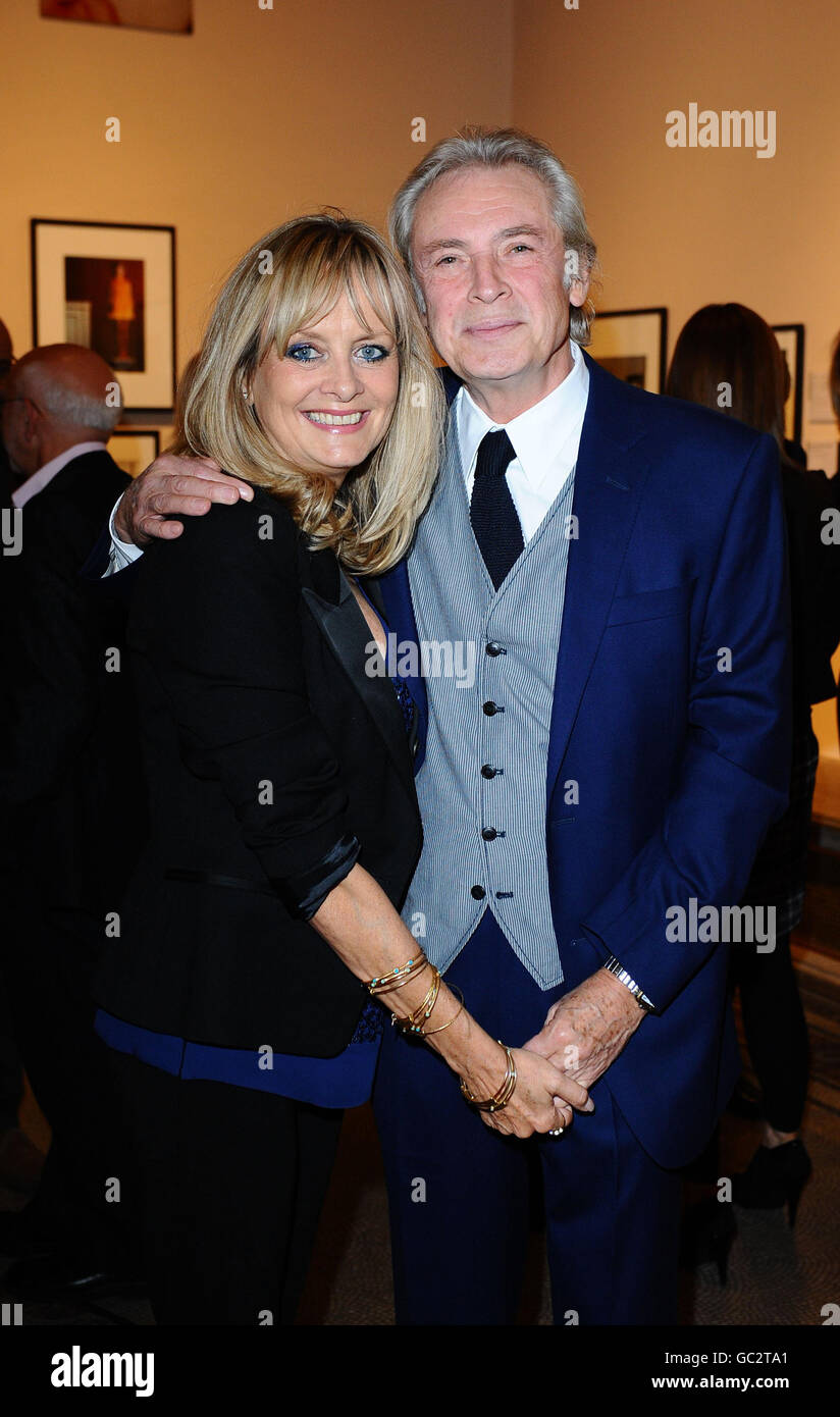 Twiggy and husband Leigh Lawson at the launch of Twiggy's new book, Twiggy A Life In Photographs, held at the National Portrait Gallery in London. Stock Photo