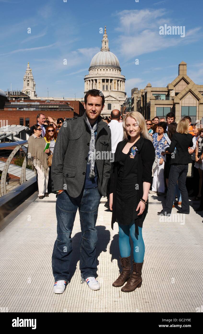 Actor Matthew Lewis (who plays Neville Longbottom) and actress Evanna Lynch (who plays Luna Lovegood) help release 1000 balloons tagged with cards, which will give the lucky recipient the chance to win a trip to the film set of the next Harry Potter film. In central London. Stock Photo