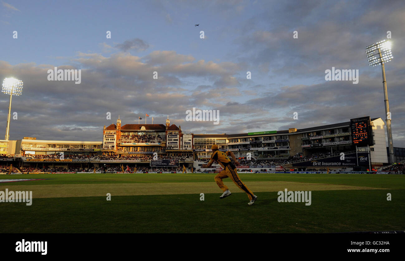Oval cricket sunset london hires stock photography and images Alamy