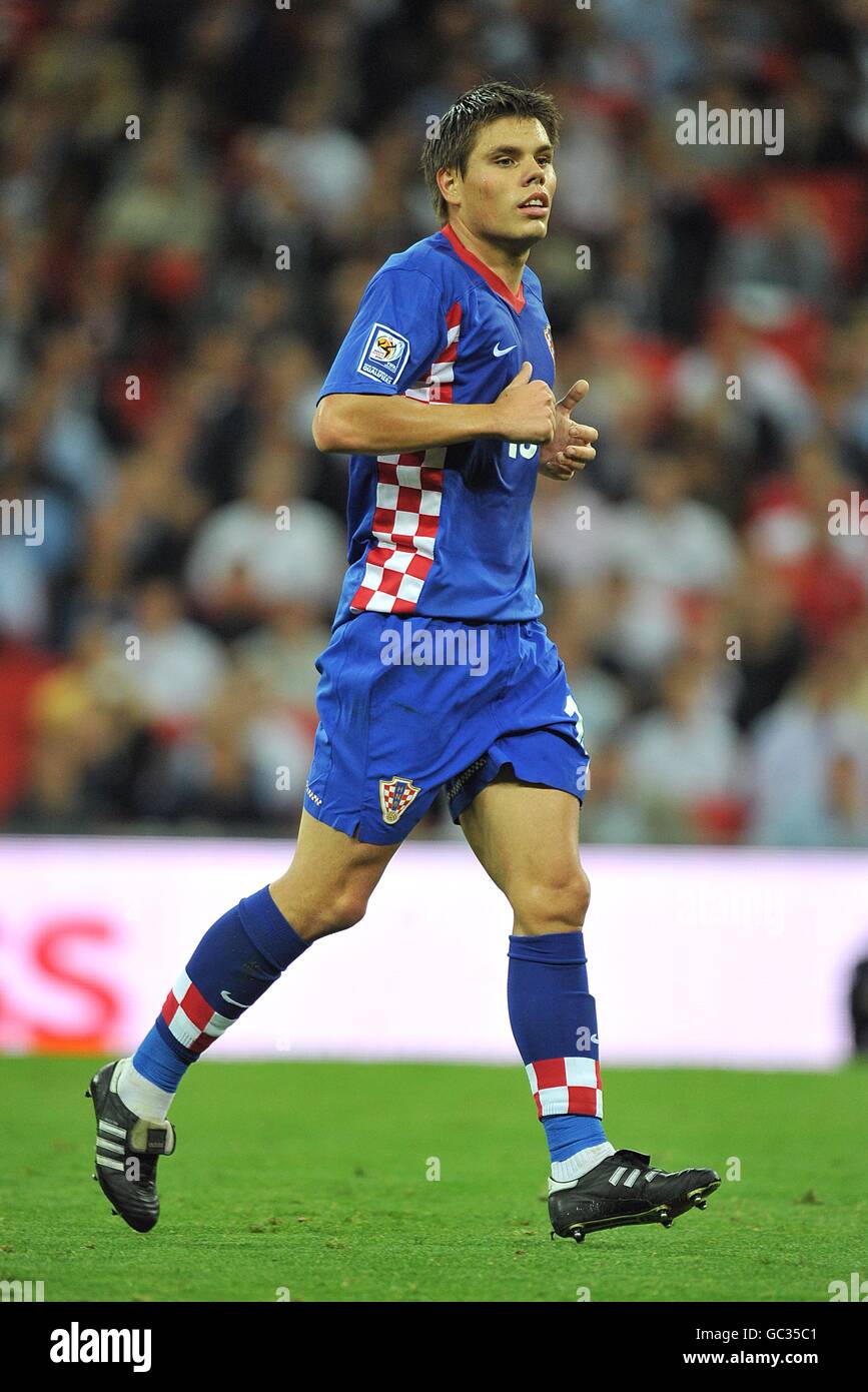 Soccer - FIFA World Cup 2010 - Qualifying Round - Group Six - England v Croatia - Wembley Stadium. Ognjen Vukojevic, Croatia Stock Photo