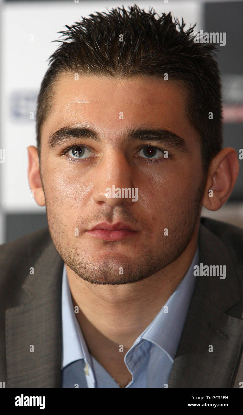 Boxing - Nathan Cleverly Press Conference - Sports Bar and Grill Stock Photo