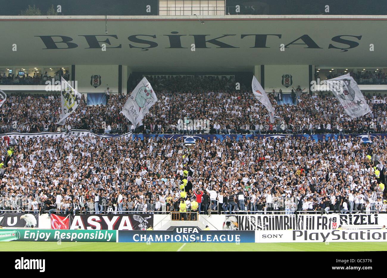 Soccer Uefa Champions League Group Besiktas Manchester United Inonu ...