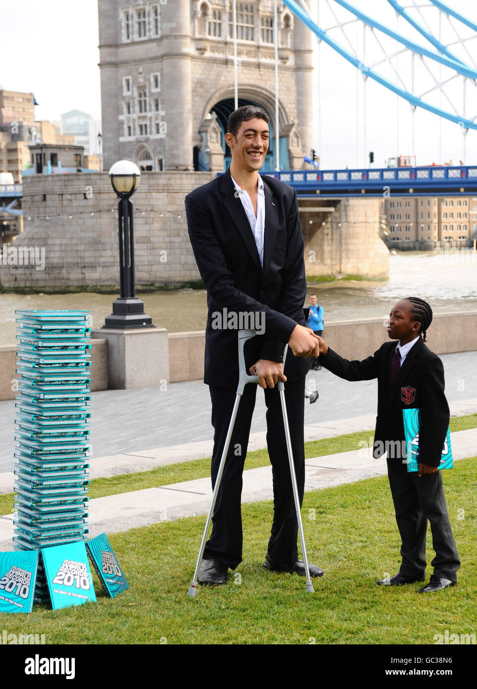 Worlds Tallest Man Stock Photo 110710802 Alamy