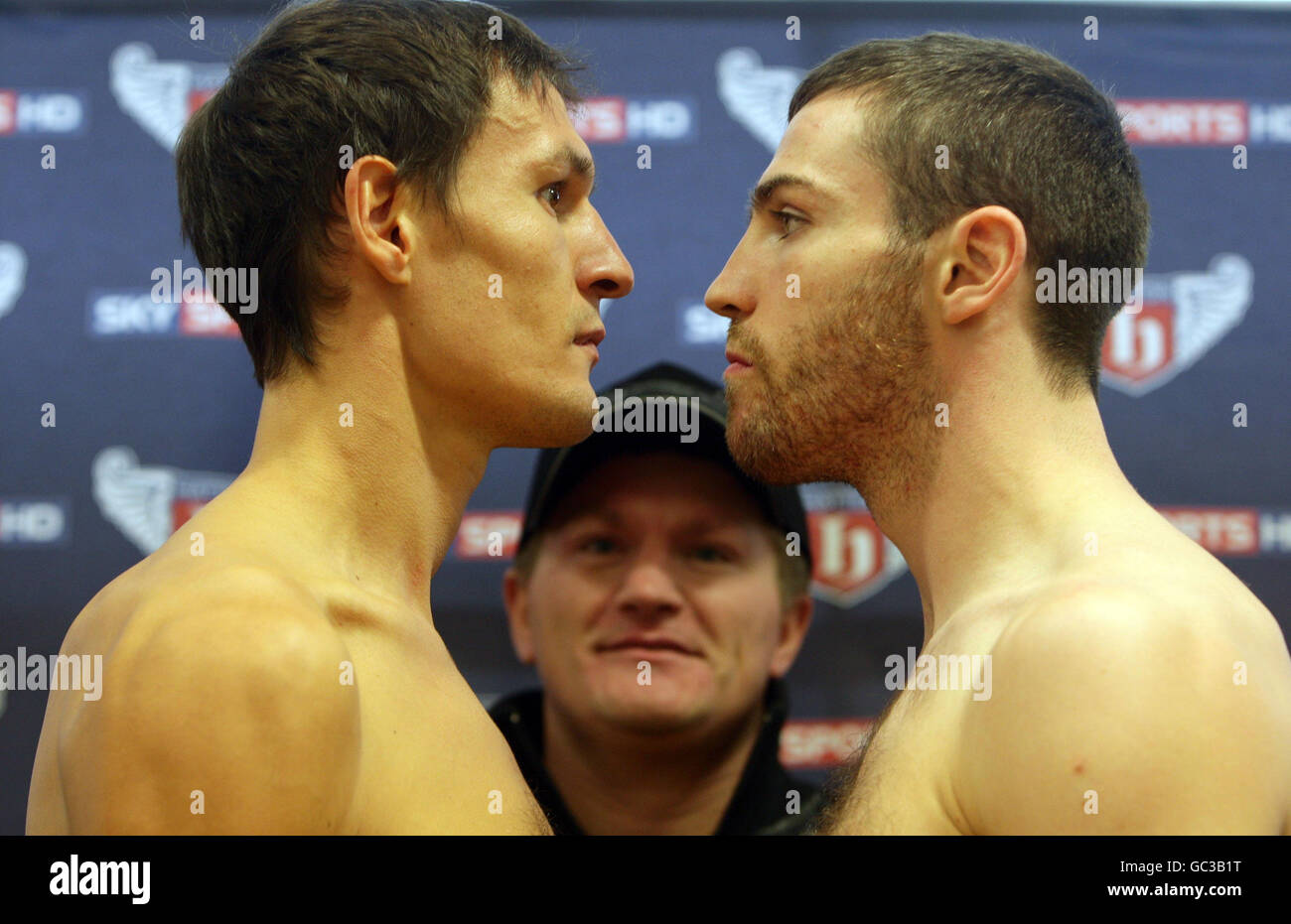 Matthew Macklin and Amin Asikainen (left) go head to head under the