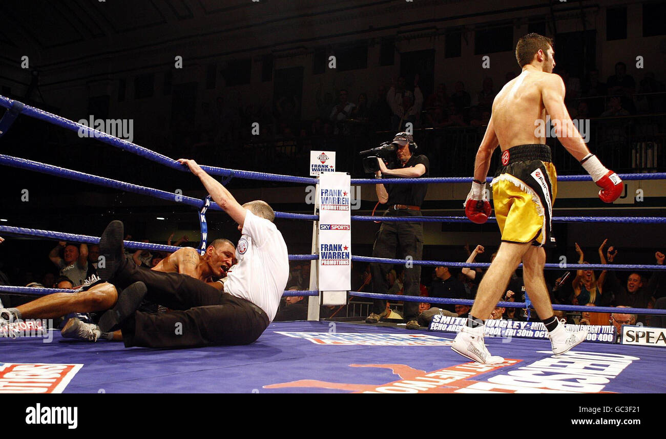 Boxing British and Commonwealth LightHeavyweight Title fight