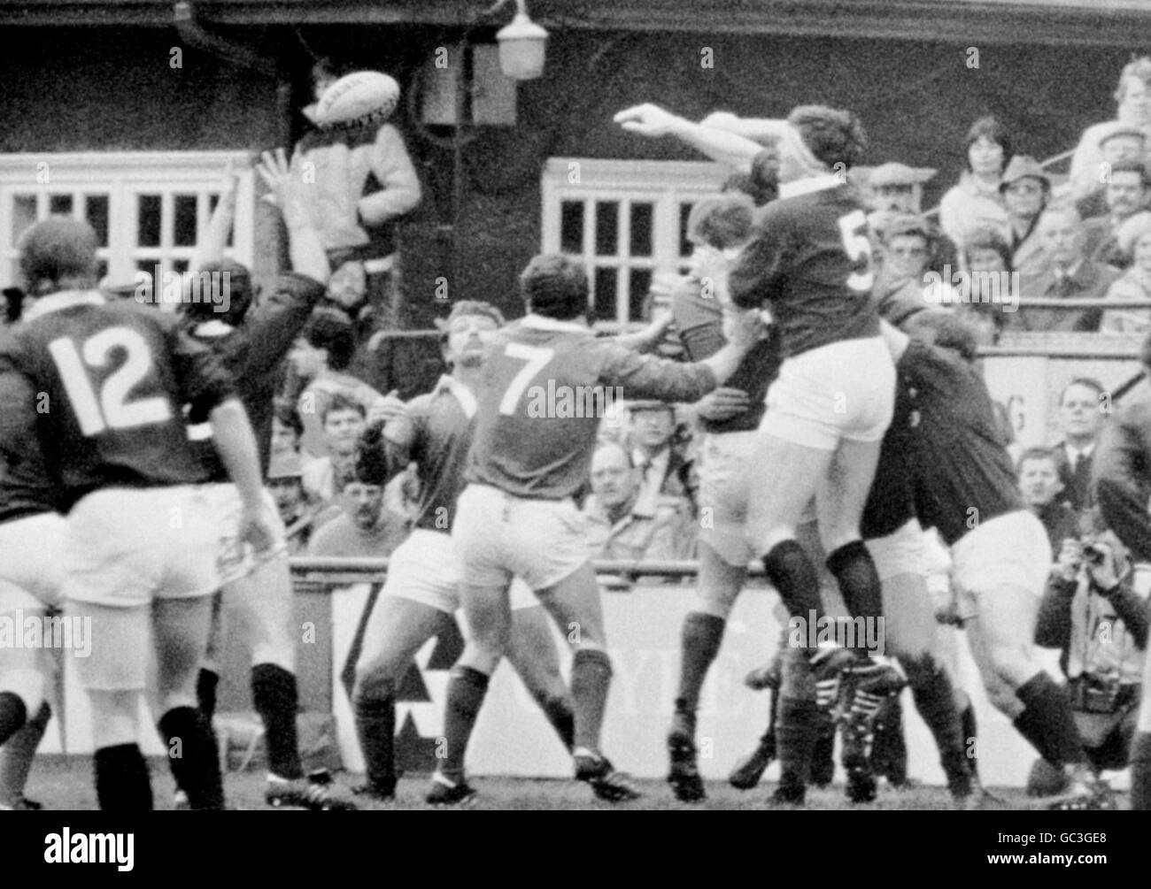 Five nations rugby ireland v scotland Black and White Stock Photos & Images Alamy