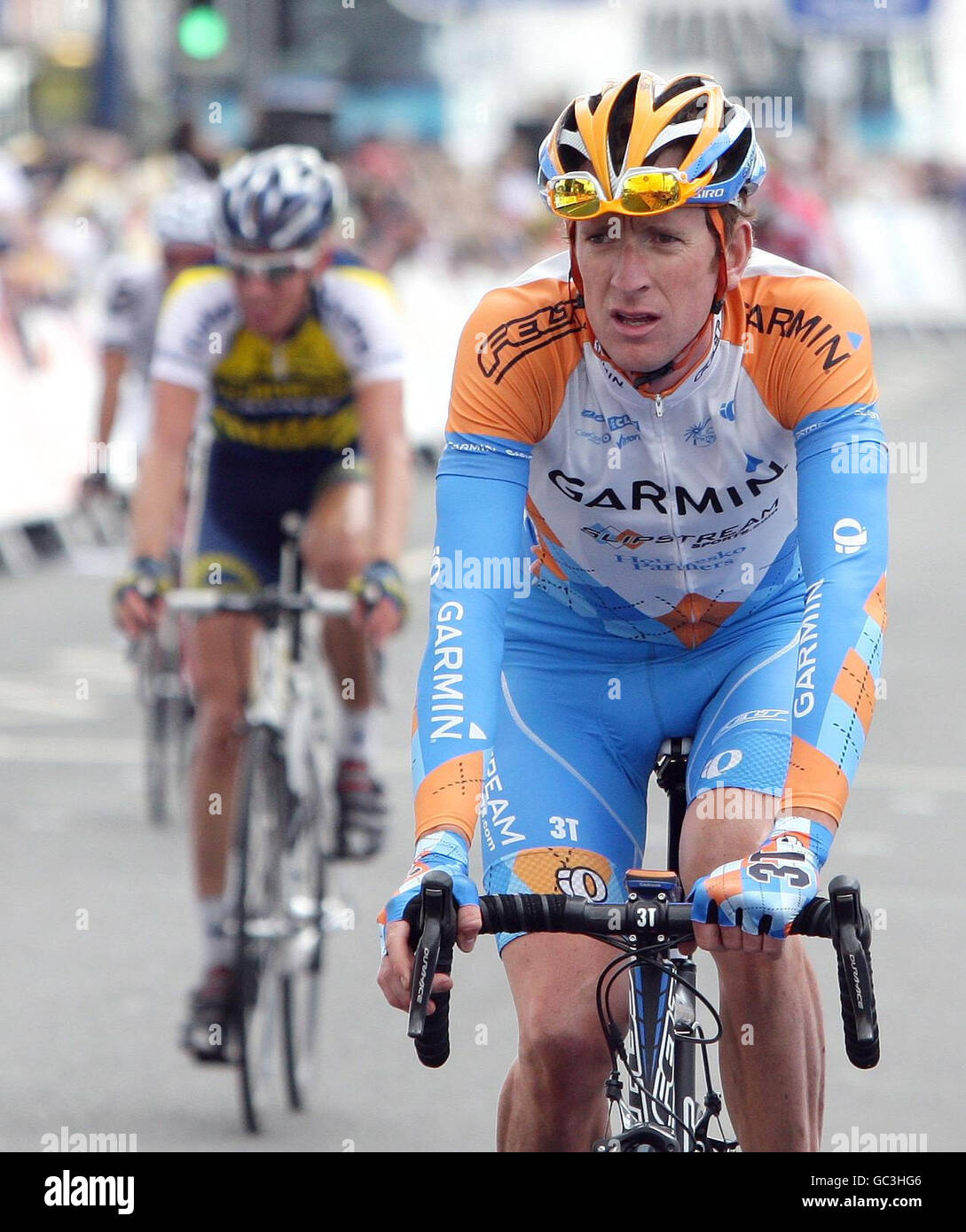 Garmin-Slipstream rider Bradley Wiggins crosses the line during stage Four  of the Tour of Britain in Blackpool, Lancashire Stock Photo - Alamy