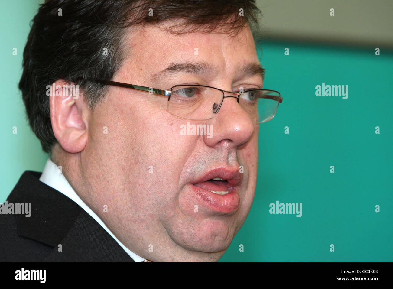 Taoiseach Brian Cowen pictured at a press briefing discussing the economic benefits of a yes vote in the Lisbon Treaty referendum at the Merrion Hotel, Dublin. Stock Photo