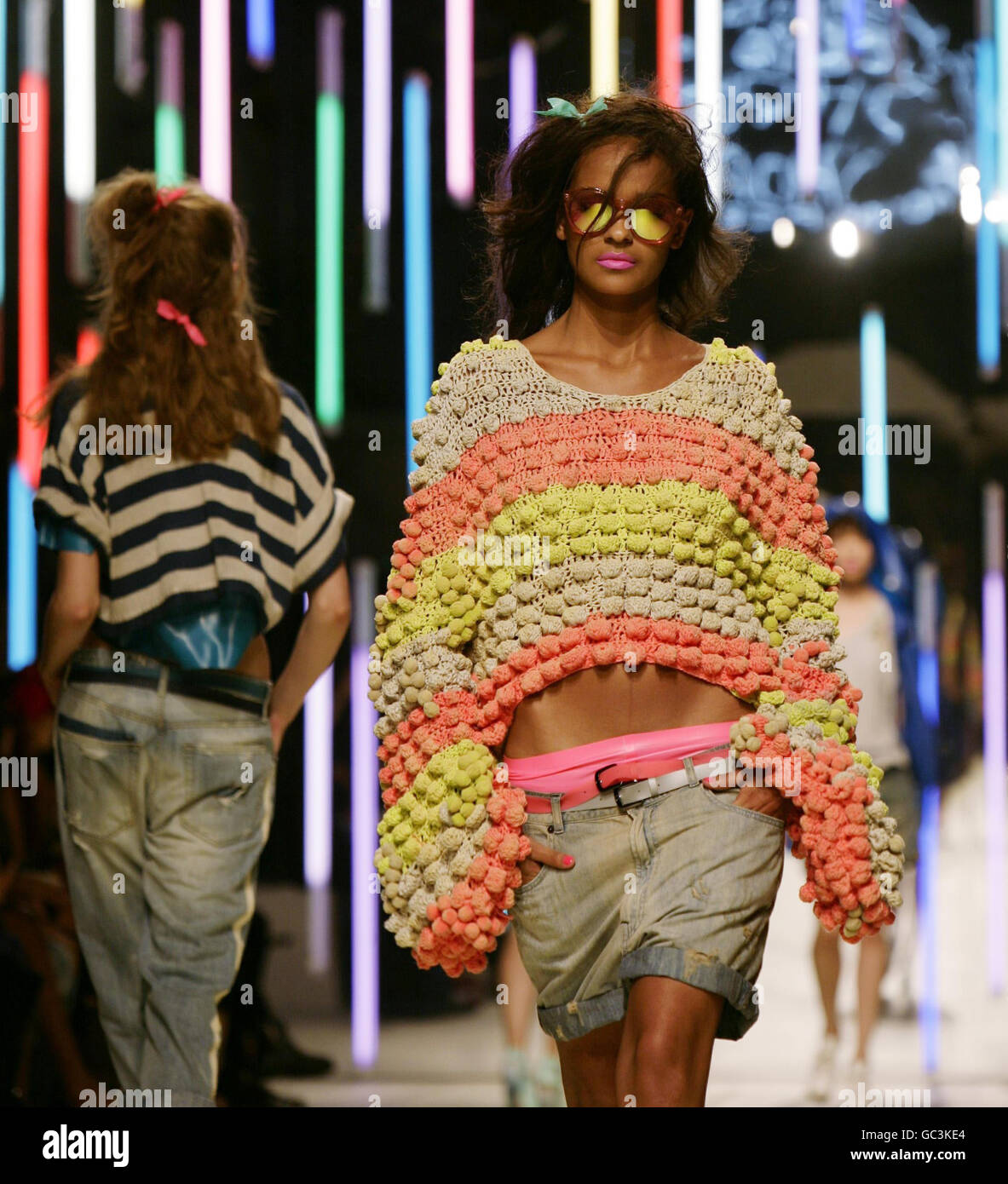 Models on the runway during the Topshop Unique Catwalk show held at the  Topshop Venue at the University of Westminster in central London during  London Fashion Week Stock Photo - Alamy