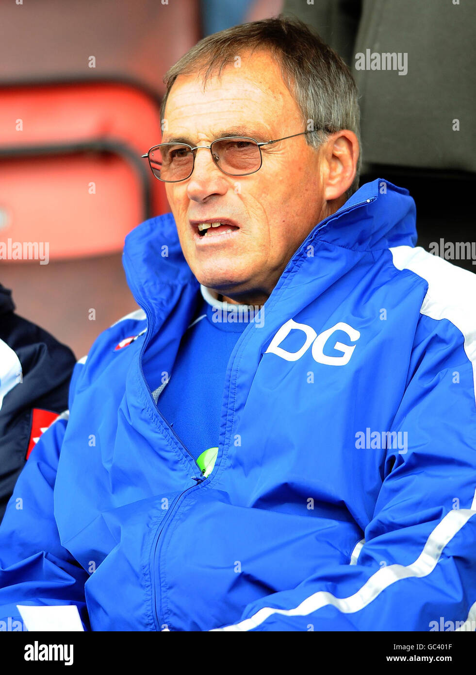 Crewe Alexandra's manager Dario Gradi during the Coca-Cola League Two ...