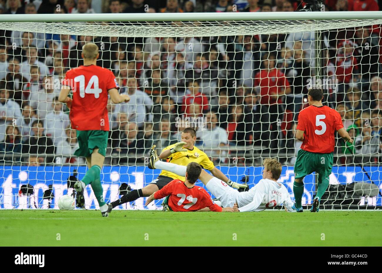 Soccer Fifa World Cup 2010 Qualifying Round Group Six England V