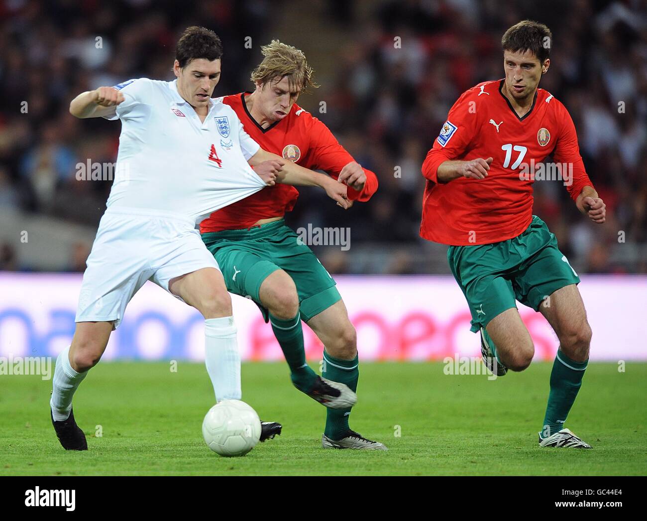Soccer - FIFA World Cup 2010 - Qualifying Round - Group Six - England v Belarus - Wembley Stadium Stock Photo