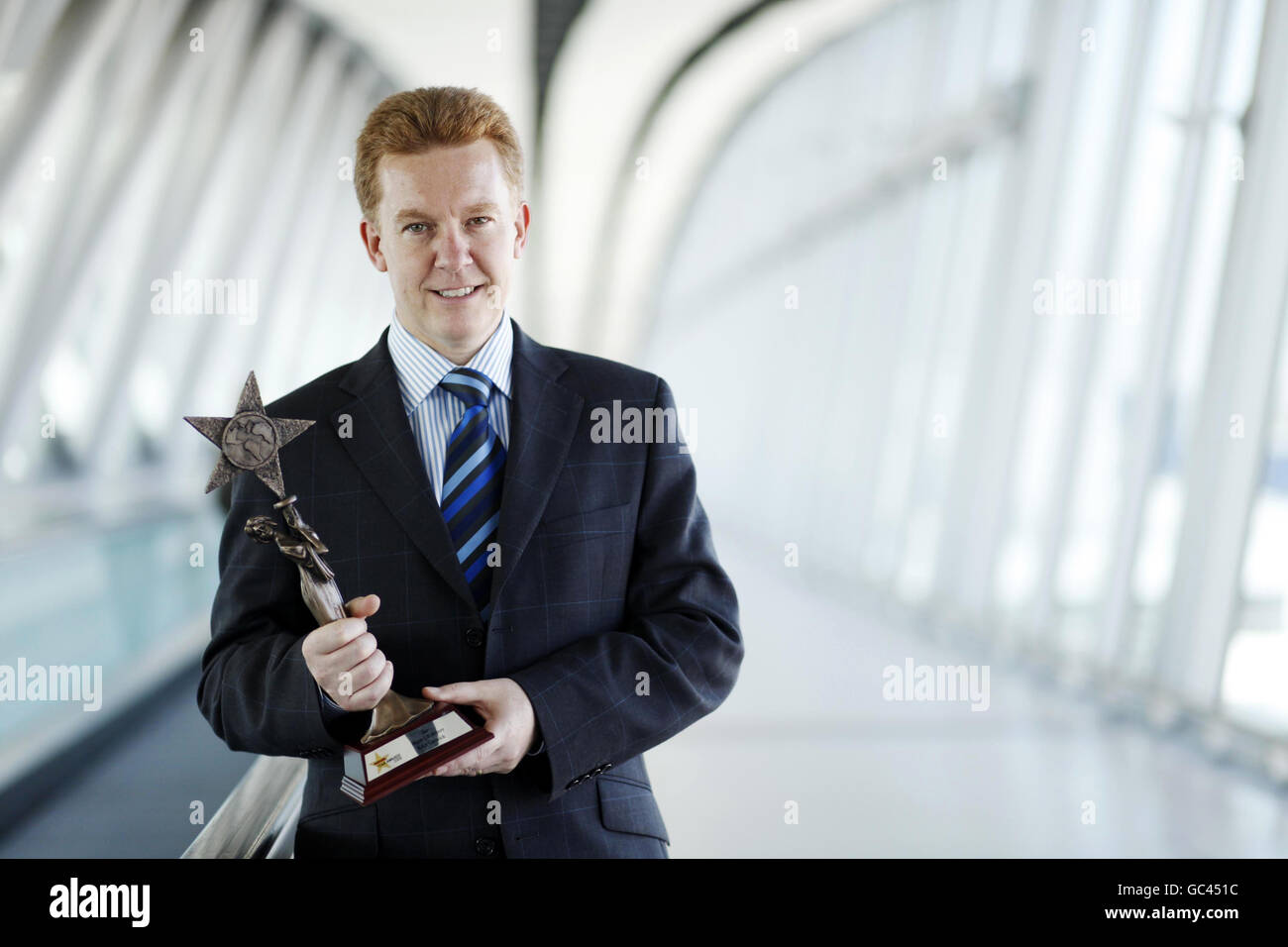 Best major uk airport award hires stock photography and images Alamy