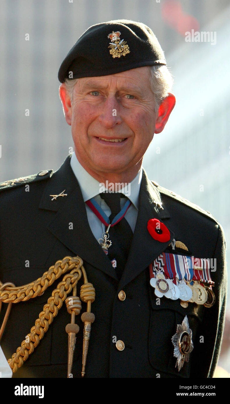 Prince of wales canada uniform hi-res stock photography and images - Alamy