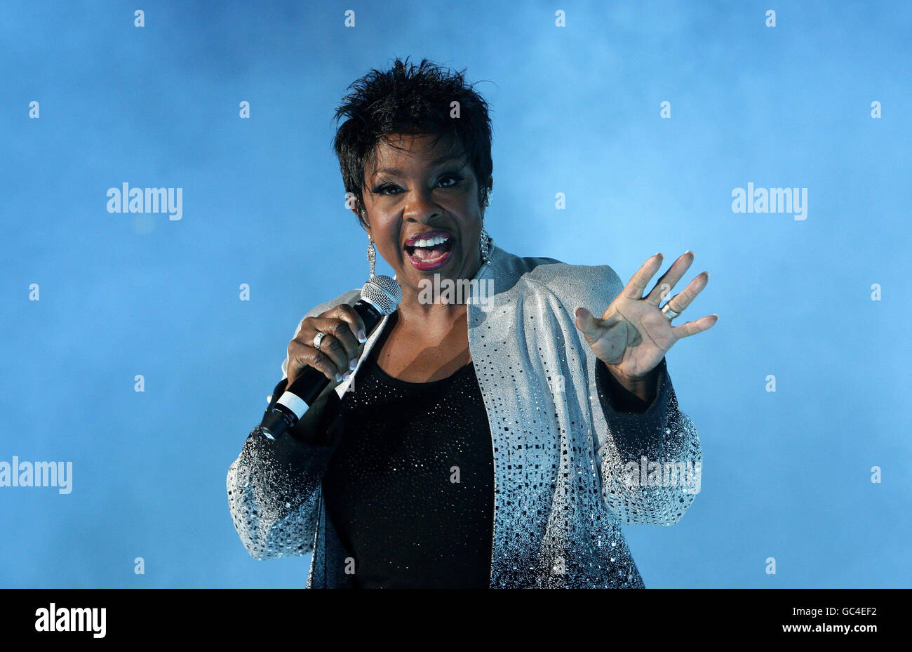 Gladys Knight Tour 2025 Uk Kara Scarlet