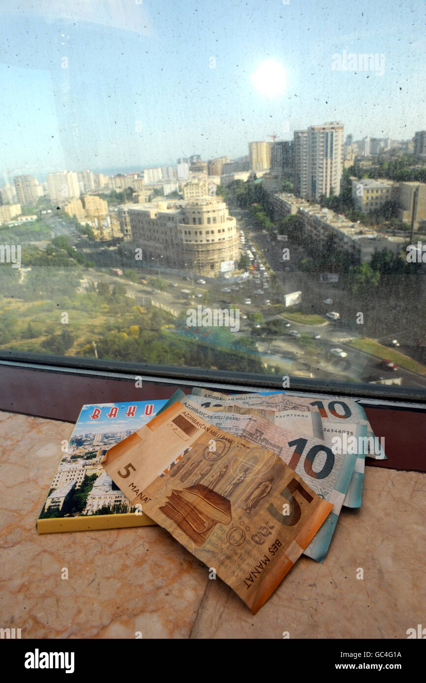 Guide to baku manat notes hi-res stock photography and images - Alamy